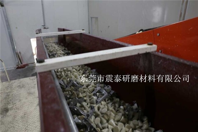 全自動(dòng)研磨拋光輸送線